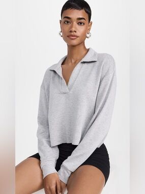 Banana Republic Sweater Tee 🩶